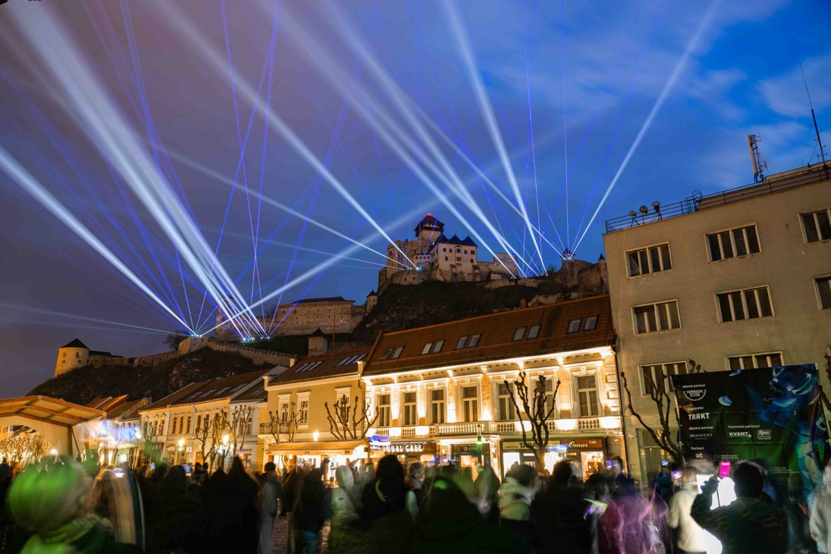 FOTO: Minuloročný Light Art Festival, foto 1