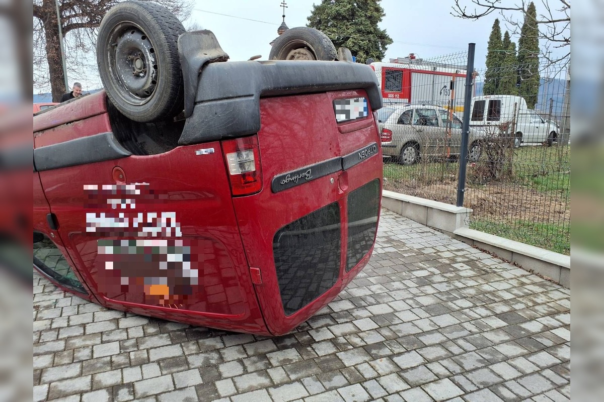 FOTO: Vážna nehoda na Hornej Nitre, foto 2