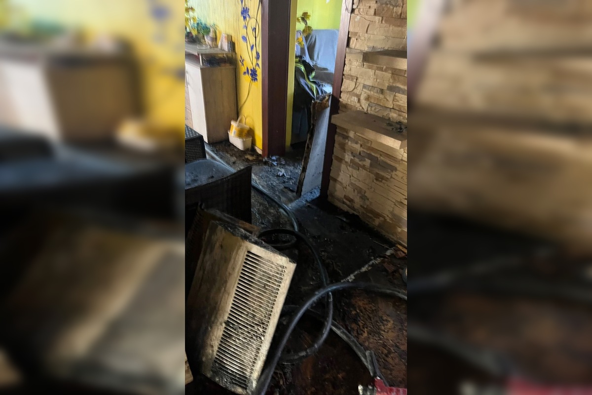 FOTO: Prišli o všetko za jednu noc. Rodina z Hradišťa prosí po ničivom požiari o pomoc, foto 1