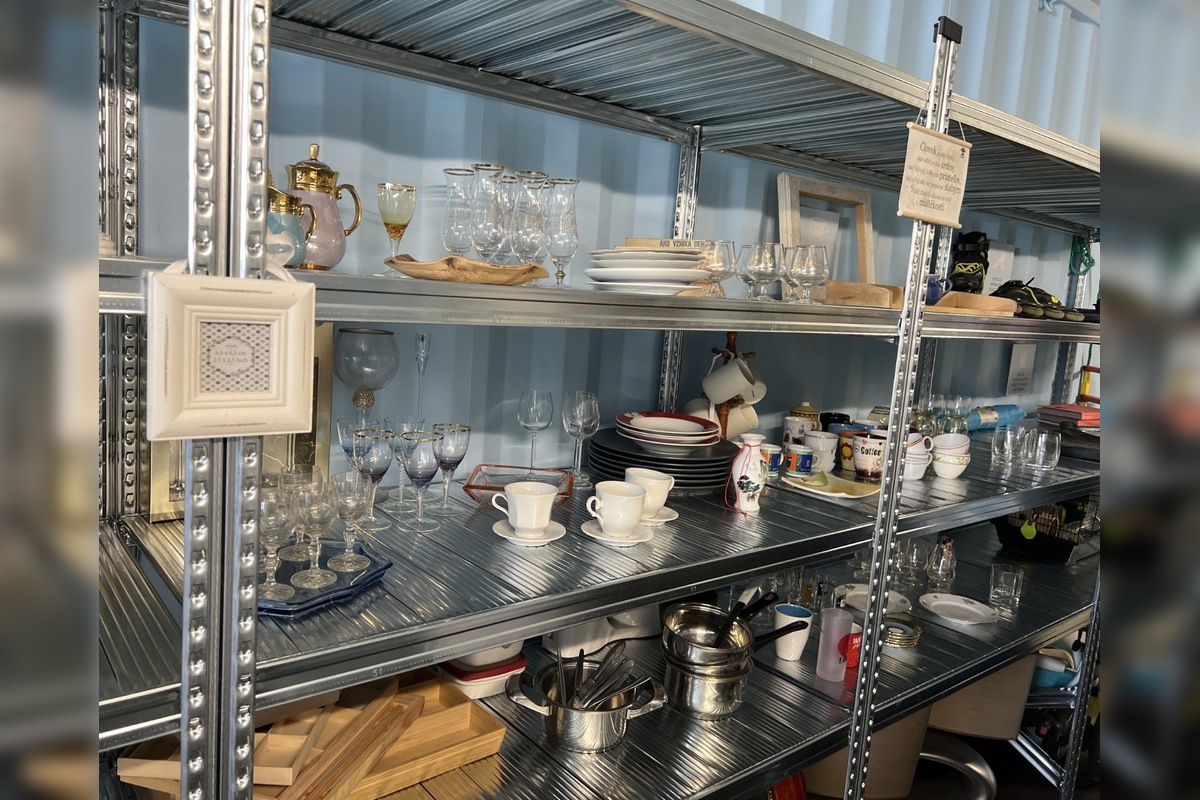 FOTO: Dajte veciam druhú šancu. Trenčín spustil ekodvor, kde si môžete zadarmo zobrať aj odovzdať predmety, foto 2