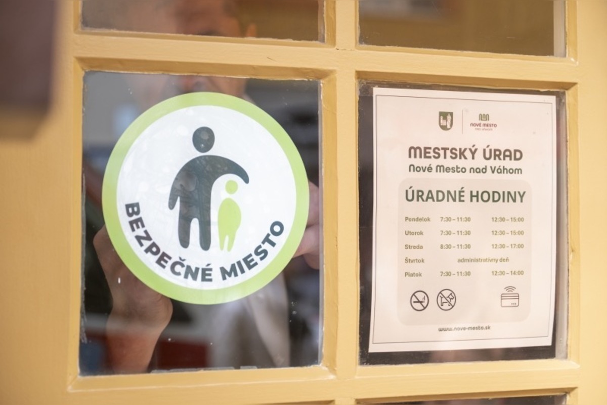 FOTO: Nové Mesto sa pridáva k ochrane detí,, foto 1