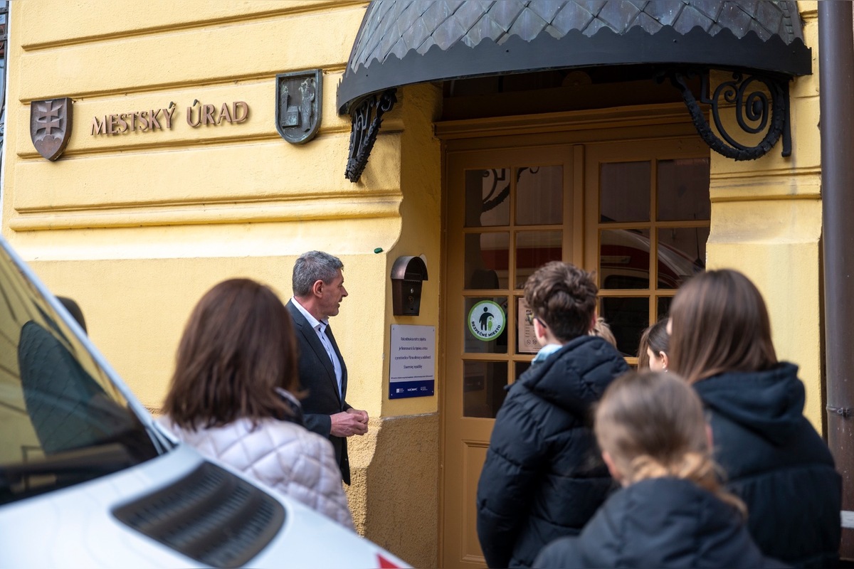 FOTO: Nové Mesto sa pridáva k ochrane detí,, foto 5