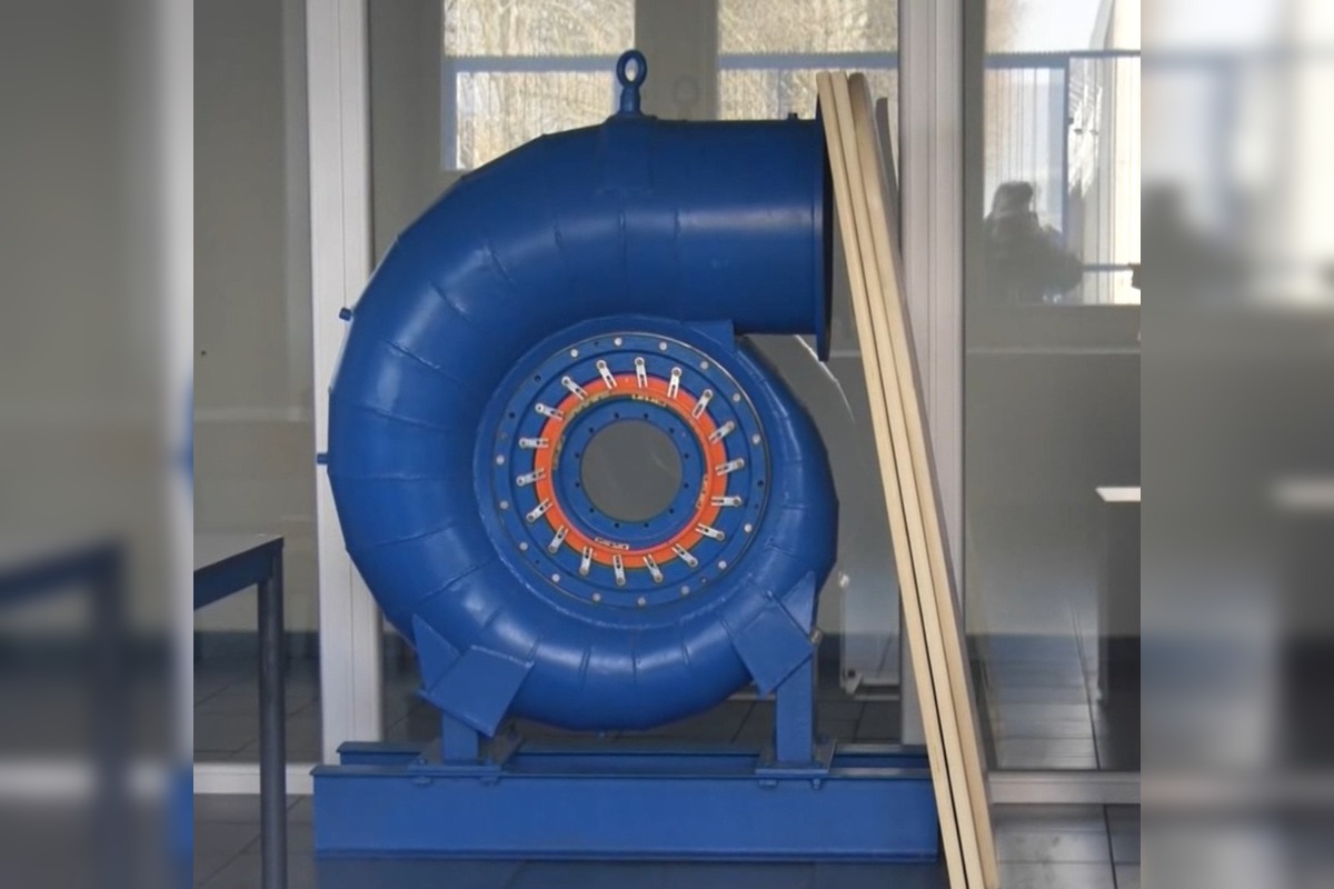 FOTO: Zamestnancom v dubnickej firme dlžia statisíce na výplatách , foto 2