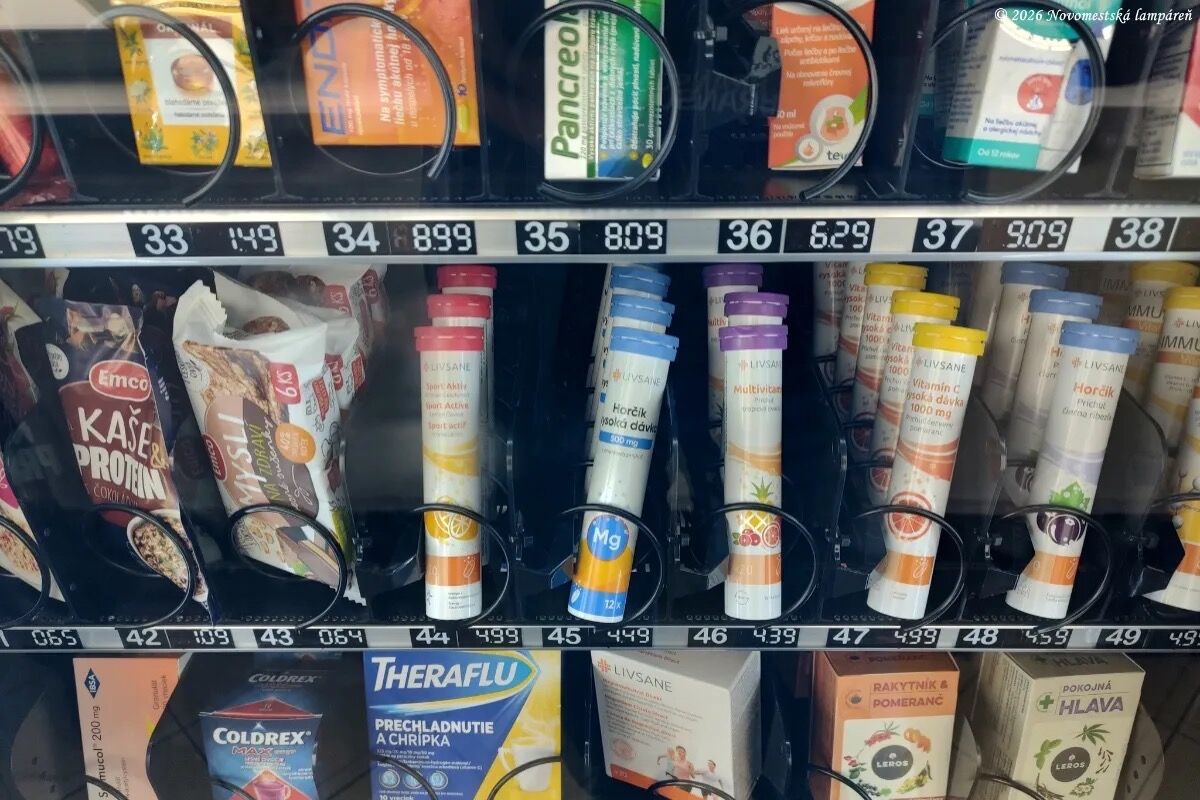 FOTO: Automat na lieky v Novom Meste nad Váhom, foto 1