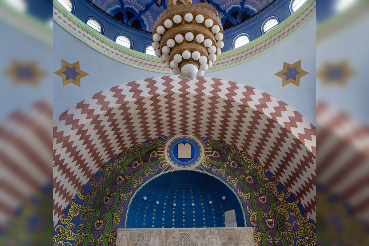 FOTO: Trenčianska synagóga sa dostala na poštovú známku, foto 7