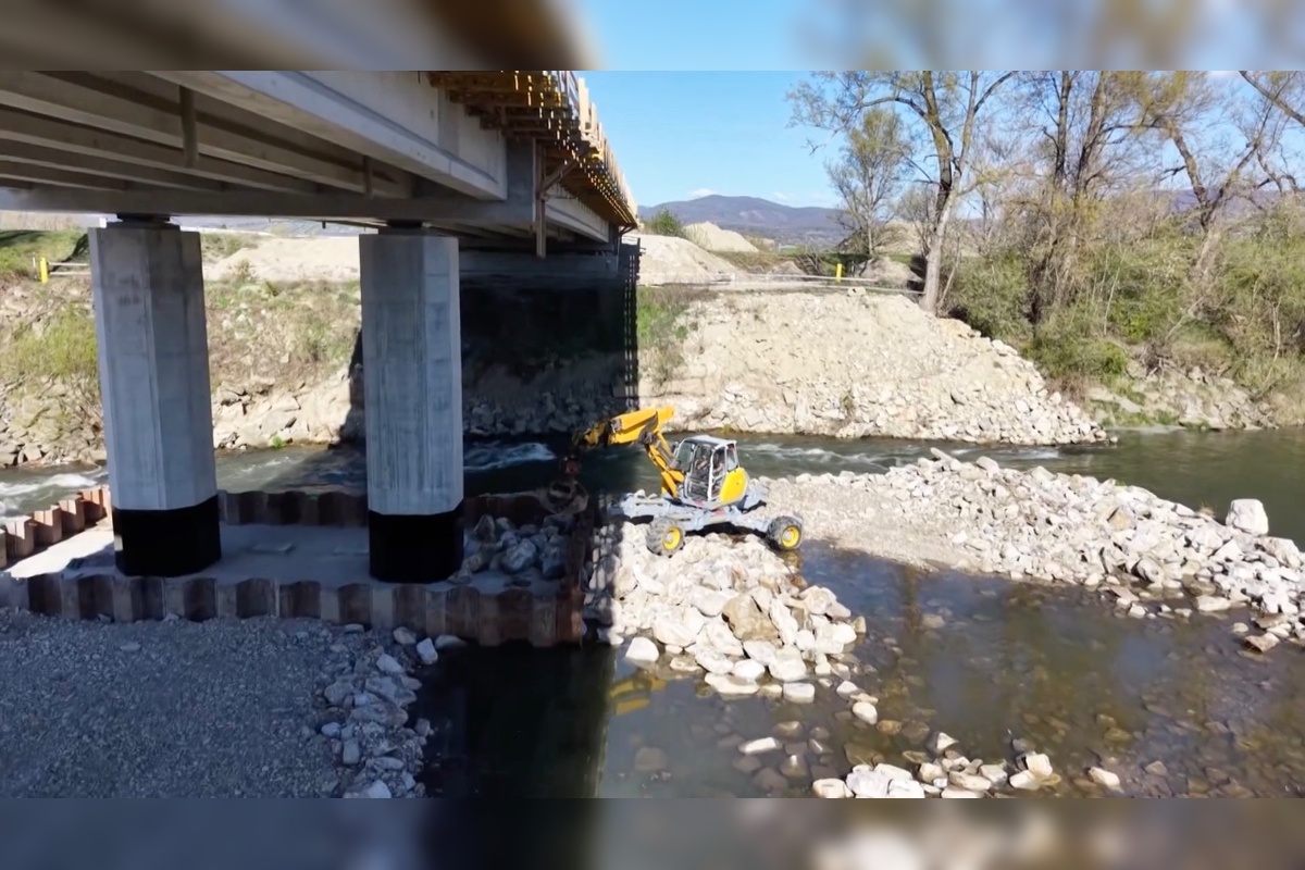 FOTO: Na „panelke“ finišujú posledné stavebné práce a úpravy, foto 6