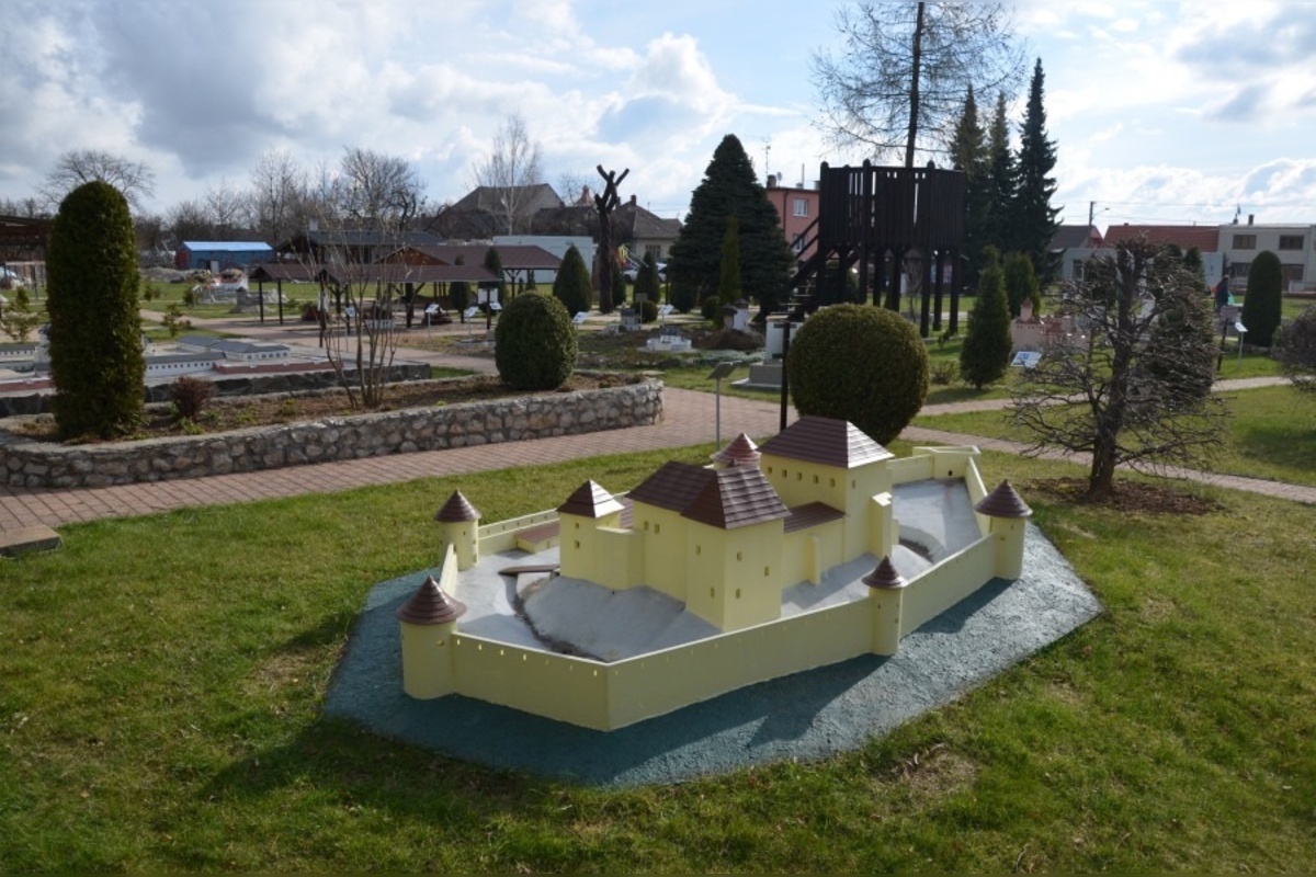 FOTO: Park miniatúr v Podolí, foto 2