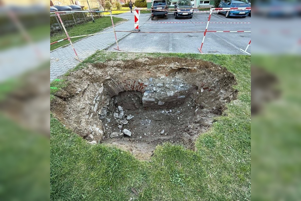 FOTO: Pozostatky kaštieľa rodu Marczibányi, foto 1