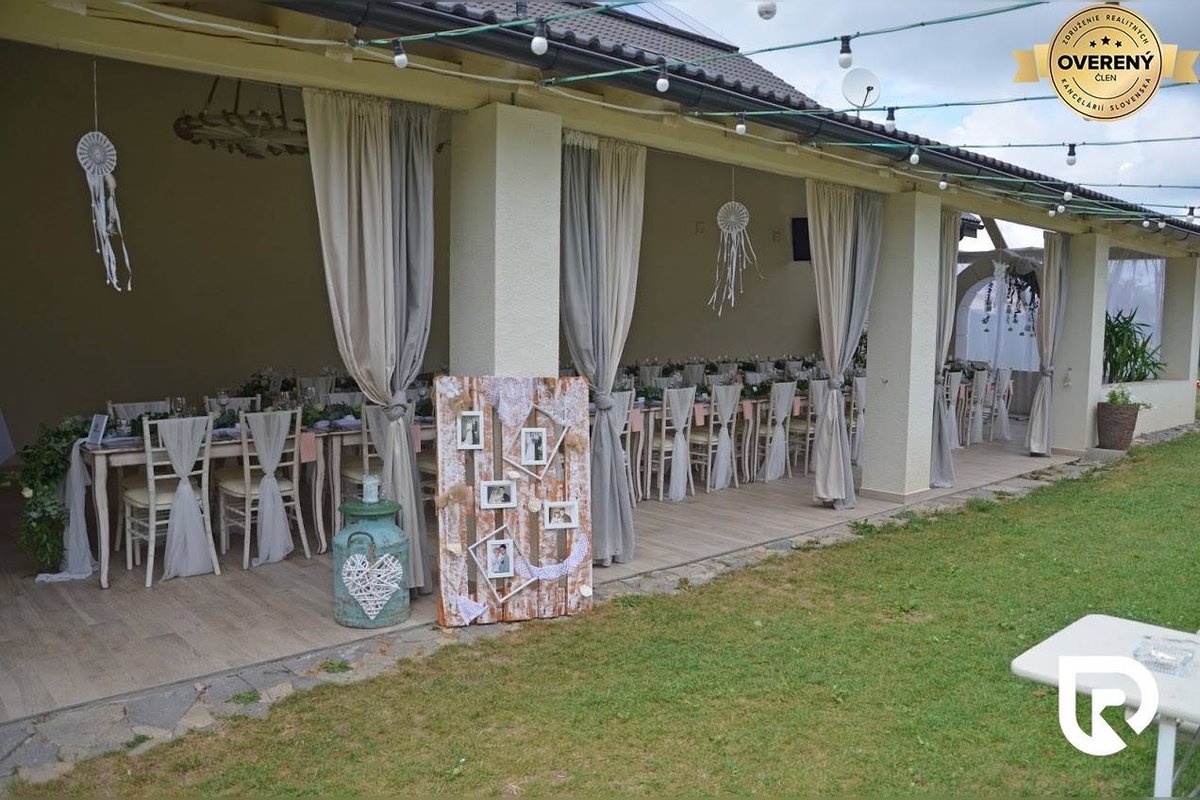 FOTO: Luxusná reštaurácia pri Prievidzi, foto 8