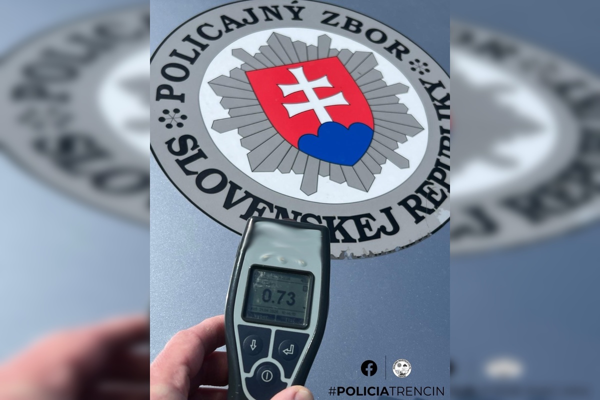 FOTO: Hromadná akcia policajtov pri Trenčíne, foto 4