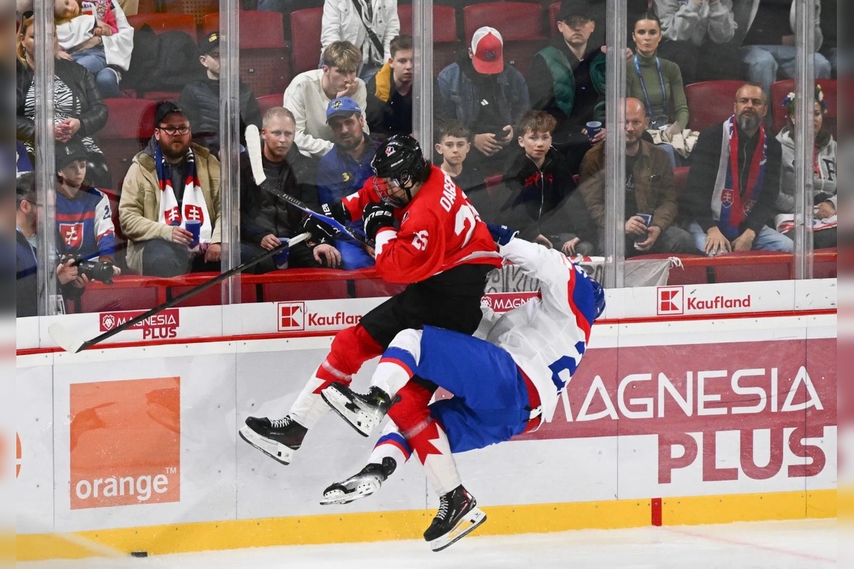 FOTO: Slovenská U18 v Trenčíne prekvapuje, foto 14