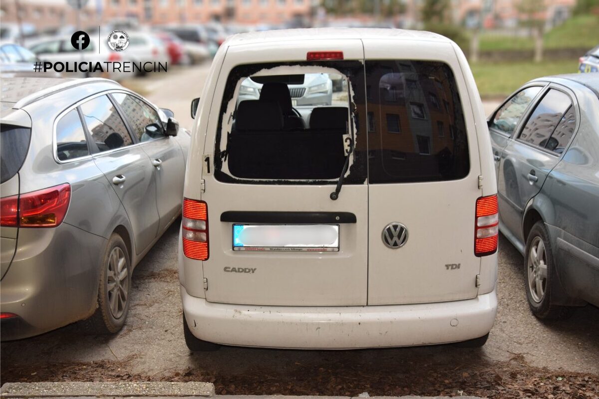 FOTO: V Bánovciach vyčíňal nočný zlodej, foto 5