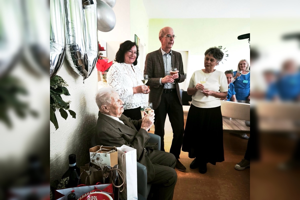 FOTO: Primár Jozef Hulaj oslávil 100 rokov , foto 5
