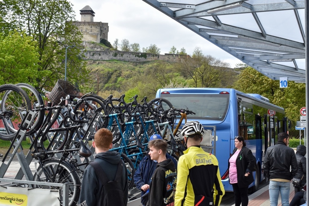 FOTO: Trenčiansky kraj mení cestovné poriadky, foto 11
