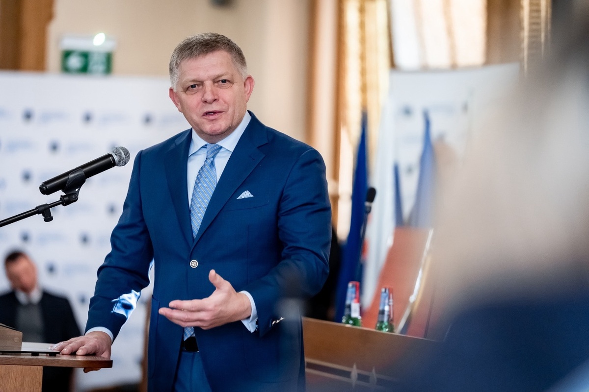 FOTO: Premiér Robert Fico, foto 1
