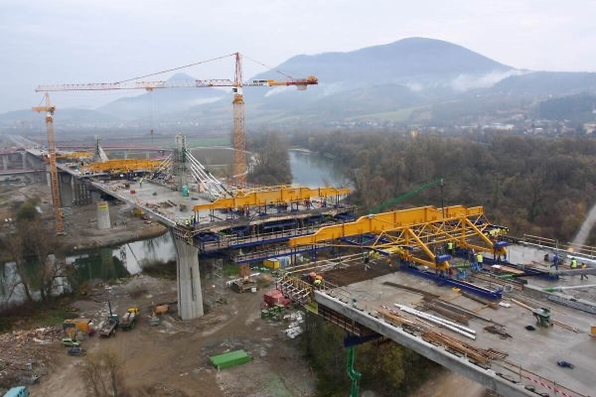 FOTO: Estakáda v Považskej Bystrici, foto 7