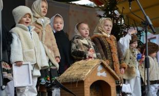 Čaro Vianoc pod hradom 2017 v Trenčíne láka návštevníkov bohatým programom