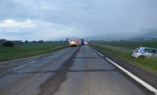 67-ročný vodič zahynul pri sobotnej zrážke troch áut neďaleko obce Trenčianske Stankovice