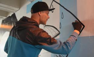 Umelci vdýchli nový život stenám podchodu na Hasičskej ulici počas podujatia Fest ART v Trenčíne