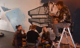 Umelci vdýchli nový život stenám podchodu na Hasičskej ulici počas podujatia Fest ART v Trenčíne