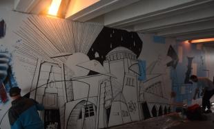 Umelci vdýchli nový život stenám podchodu na Hasičskej ulici počas podujatia Fest ART v Trenčíne