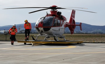 FOTO: Leteckí záchránari v Trenčíne patria medzi najvyťaženejších. Od dnes sú aj najmodernejší