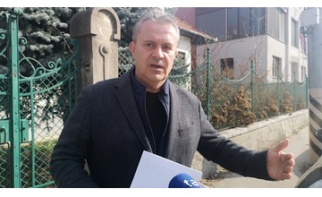 FOTO: Parkovacia politika v Trenčíne pod paľbou kritiky. Mestský poslanec sa obrátil na prokuratúru. 