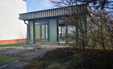 FOTO: Päticu mladíkov zlákalo nebezpečné dobrodružstvo, Po prstoch im klepli policajti 