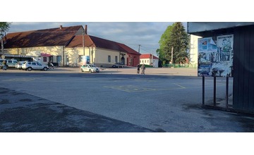 FOTO: Výbuch bankomatu v Oslanoch