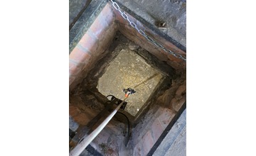 FOTO: Hasiči našli na Trenčianskom hrade poklad