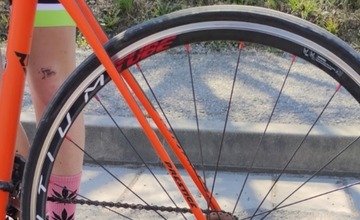 FOTO: Trenčianska župa má problém. Žaluje ju mladá, úspešná cyklistka