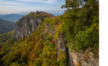 FOTO: Traverz v Hrádku poteší milovníkov adrenalínu