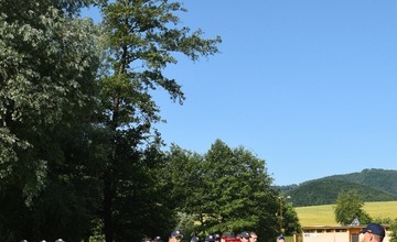 FOTO: Desiatky profesionálnych aj dobrovoľných hasičov obsadili vodnú nádrž pri Prievidzi