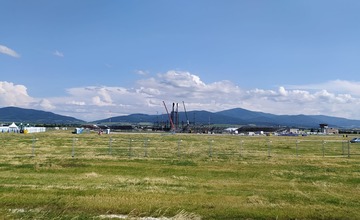 FOTO: Prípravy na najväčší koncert v histórii Slovenska finišujú, pódium pre Rammstein je pripravené