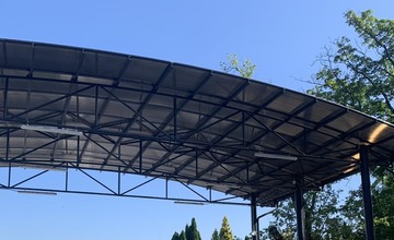 FOTO: Trenčianska nemocnica spustila vedľajší vstup do svojho areálu