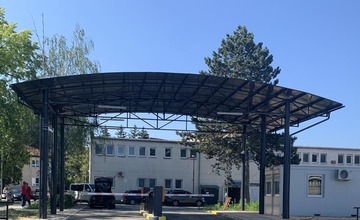 FOTO: Trenčianska nemocnica spustila vedľajší vstup do svojho areálu