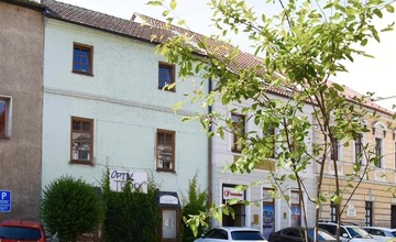 FOTO: Nová mobilná zeleň na Palackého ulici v Trenčíne