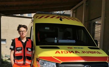 FOTO: Pôrody doma. Podľa skúseného záchranára, rodičky často uveria informáciám z internetu