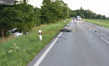 FOTO: Nehoda na ceste medzi obcami Opatovce nad Nitrou a Koš 