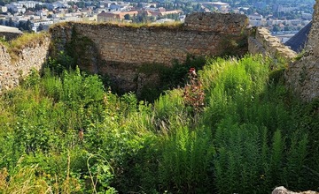 FOTO: Na Trenčianskom hrade obnovia dôležitý objekt. Najskôr ho ale preskúmajú archeológovia