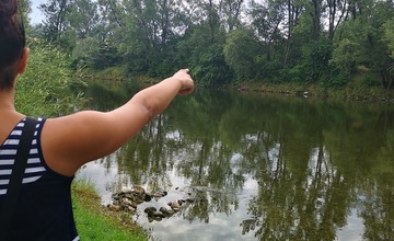 FOTO: Polícia v strehu! V tejto lokalite neďaleko krajského mesta preverujú vyčíňanie zvrhlíka