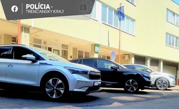 FOTO: Obnova vozového parku trenčianskej polície