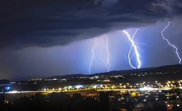 FOTO: Fotografie od lovca bleskov z Trenčína