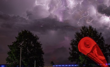 FOTO: Fotografie od lovca bleskov z Trenčína