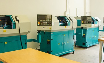 FOTO: Stredná odborná škola v Trenčíne sa dočkala modernizácie