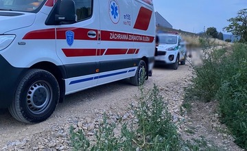 FOTO: Veľké hrdinstvo člena trenčianskeho pátracieho tímu. Neváhal riskovať svoj život pre záchranu iných