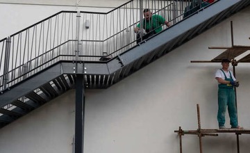 FOTO: Nové športovisko v areáli púchovského gymnázia