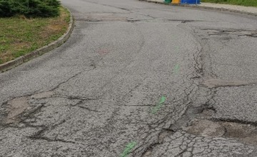 FOTO: Asfaltérske práce v mestskej časti Nosice