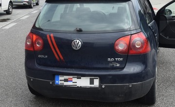 FOTO: V rukách polície skončila dvojica dílerov