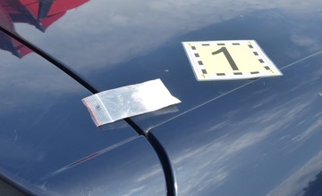 FOTO: V rukách polície skončila dvojica dílerov